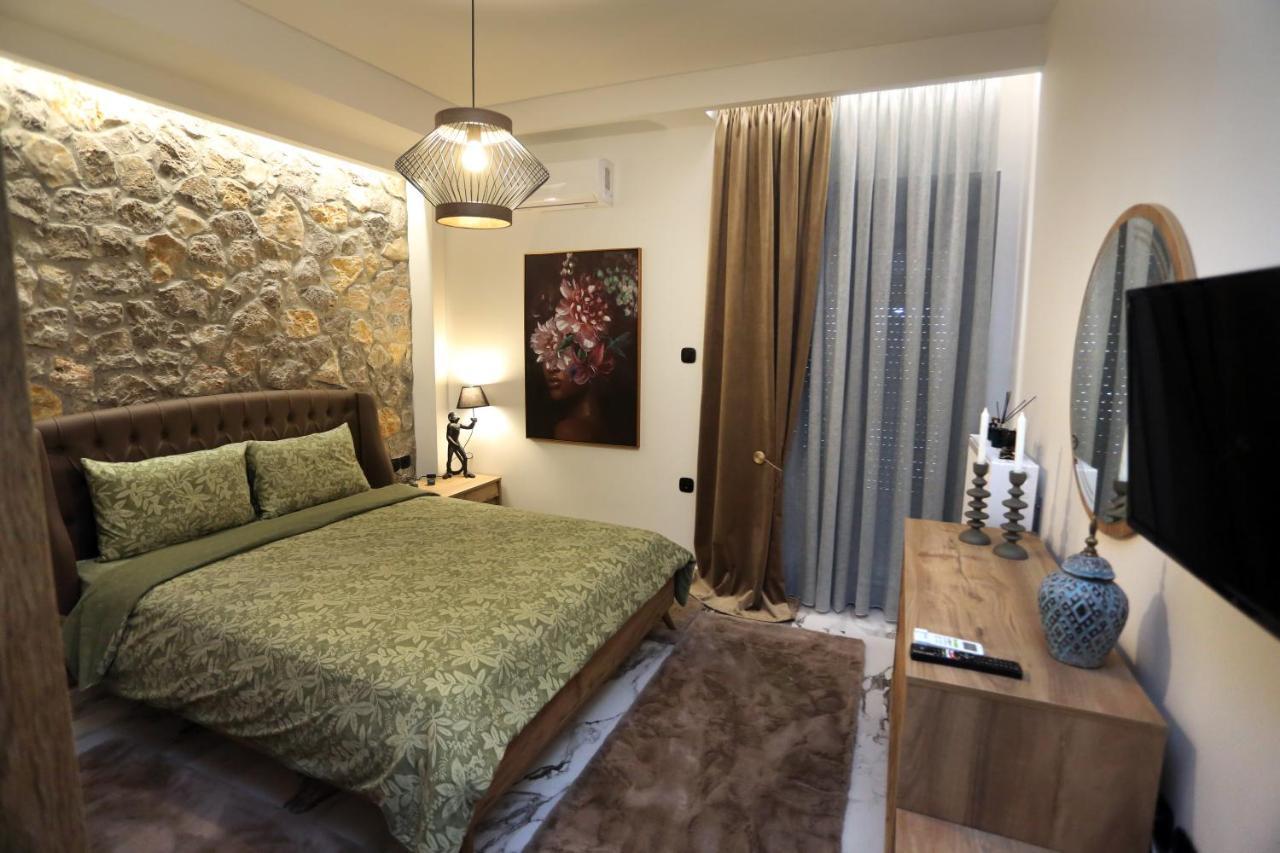La Luxury Kreousa Apartment *