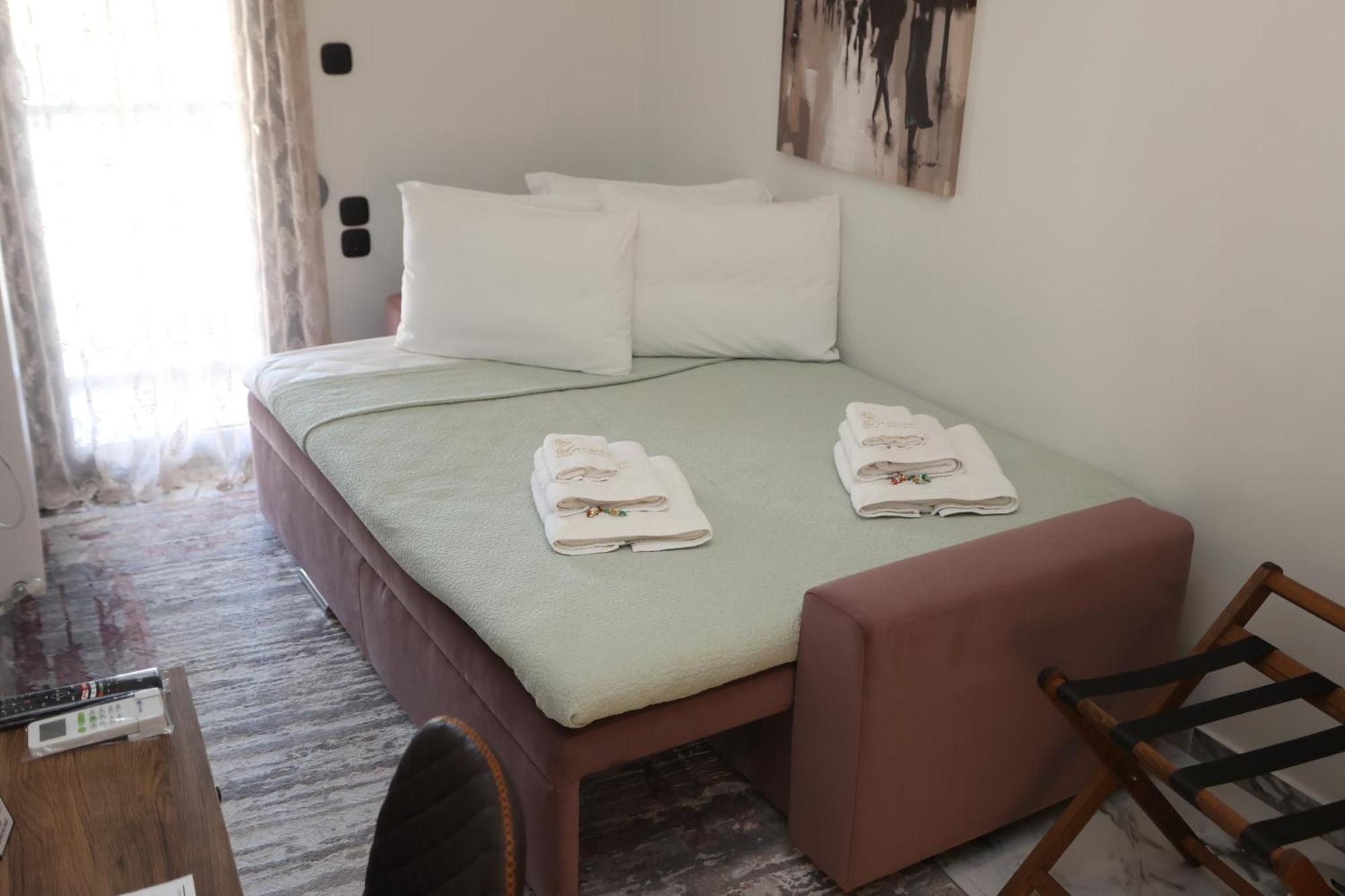 La Luxury Kreousa Apartment Larissa